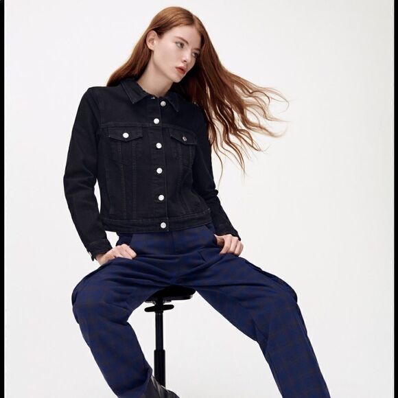 Zara  Basic Denim Jacket - Picture 1 of 12